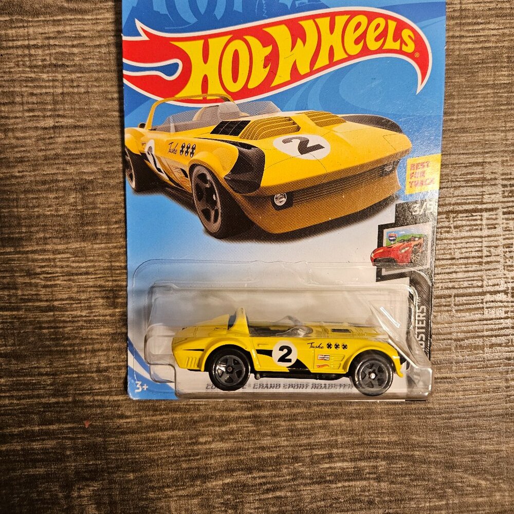 Hot Wheels Corvette Grand Sport Roadster; HW Roadsters -- ITEM #2077